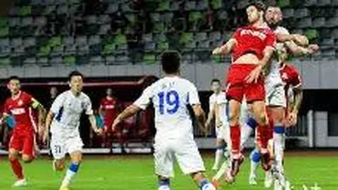 【神秘白猫揭秘】2025140期双色球独家解析：12红球+2蓝球，中奖秘籍一网打尽！